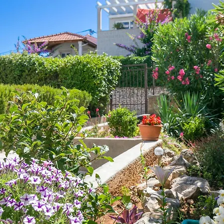 With Parking Space Supetar, Brac - 27508 Апартаменти *